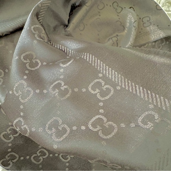 Gucci scarf brand new no box - Picture 3 of 4